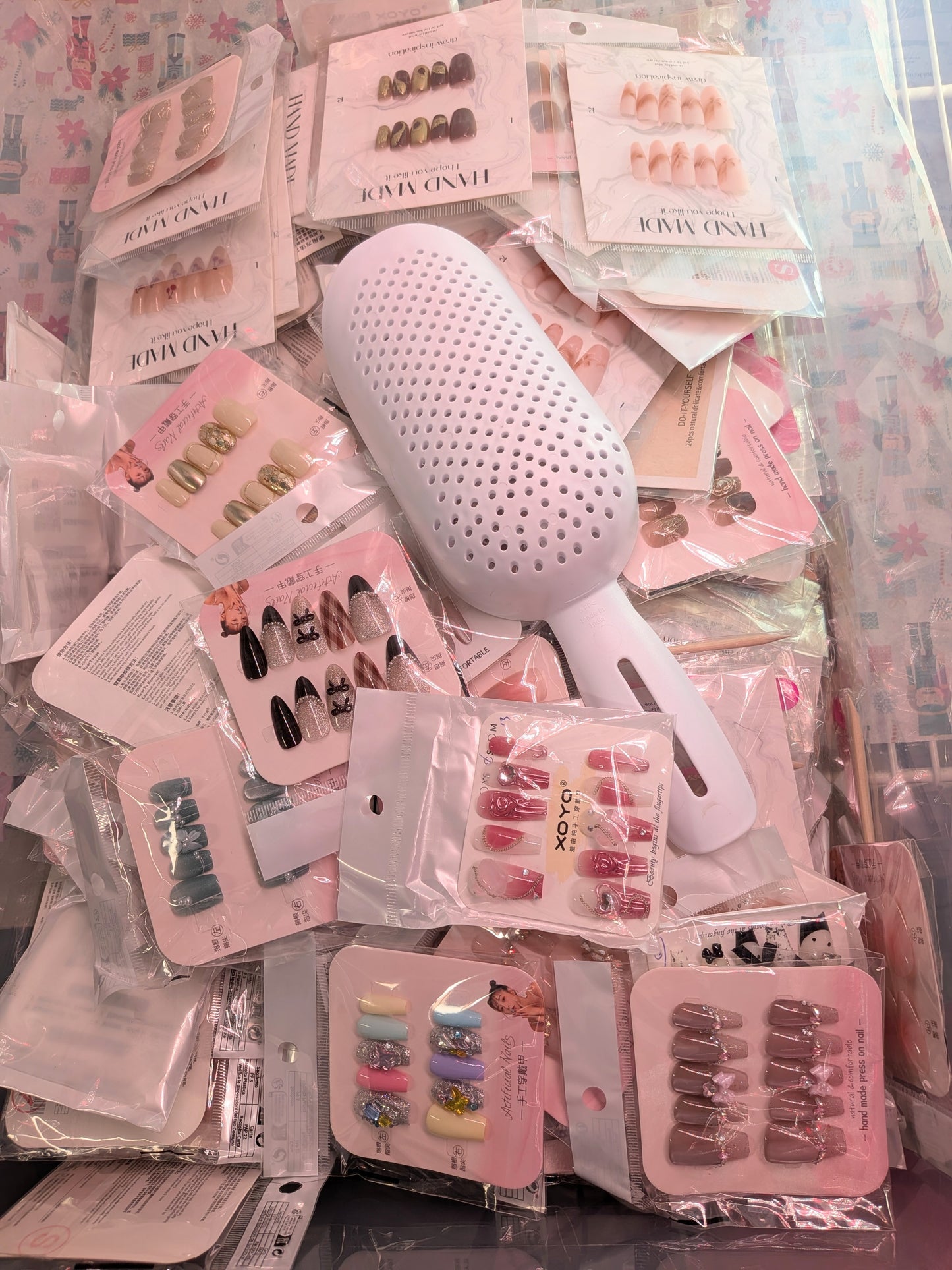 Press on Nail mystery scoop